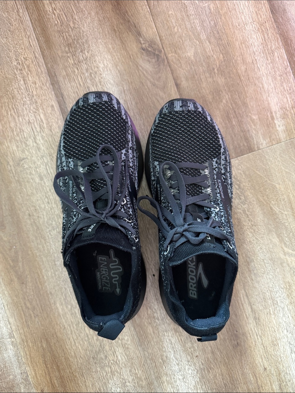 Brooks Black and Gray levitate 3 Running Shoe